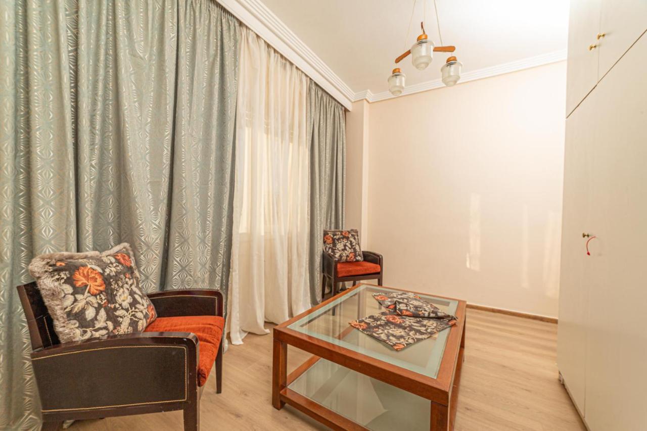 Elena'S Apartments 尼亚米卡尼奥纳 外观 照片